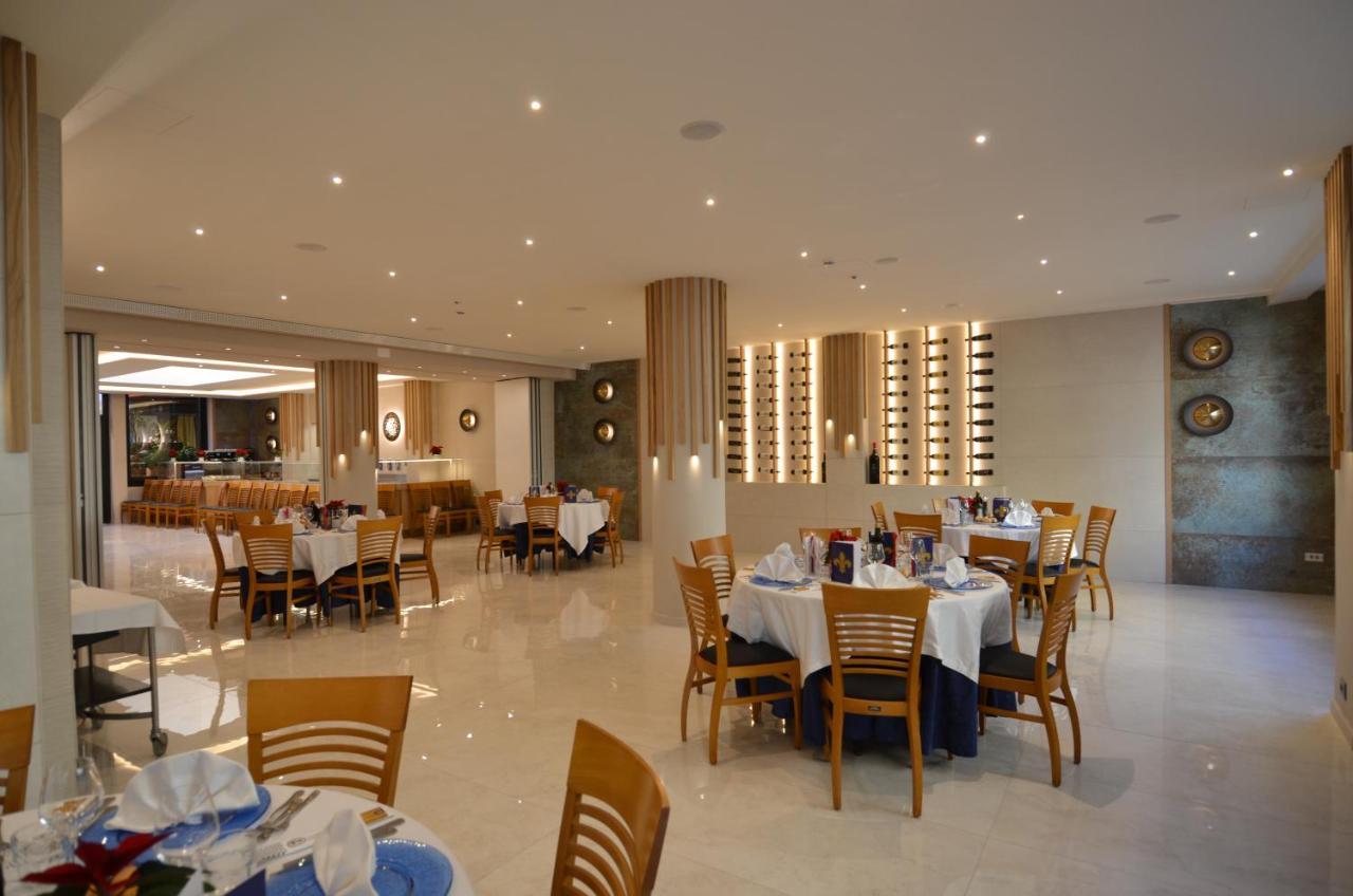 Hotel Ristorante Toscana Alassio Buitenkant foto