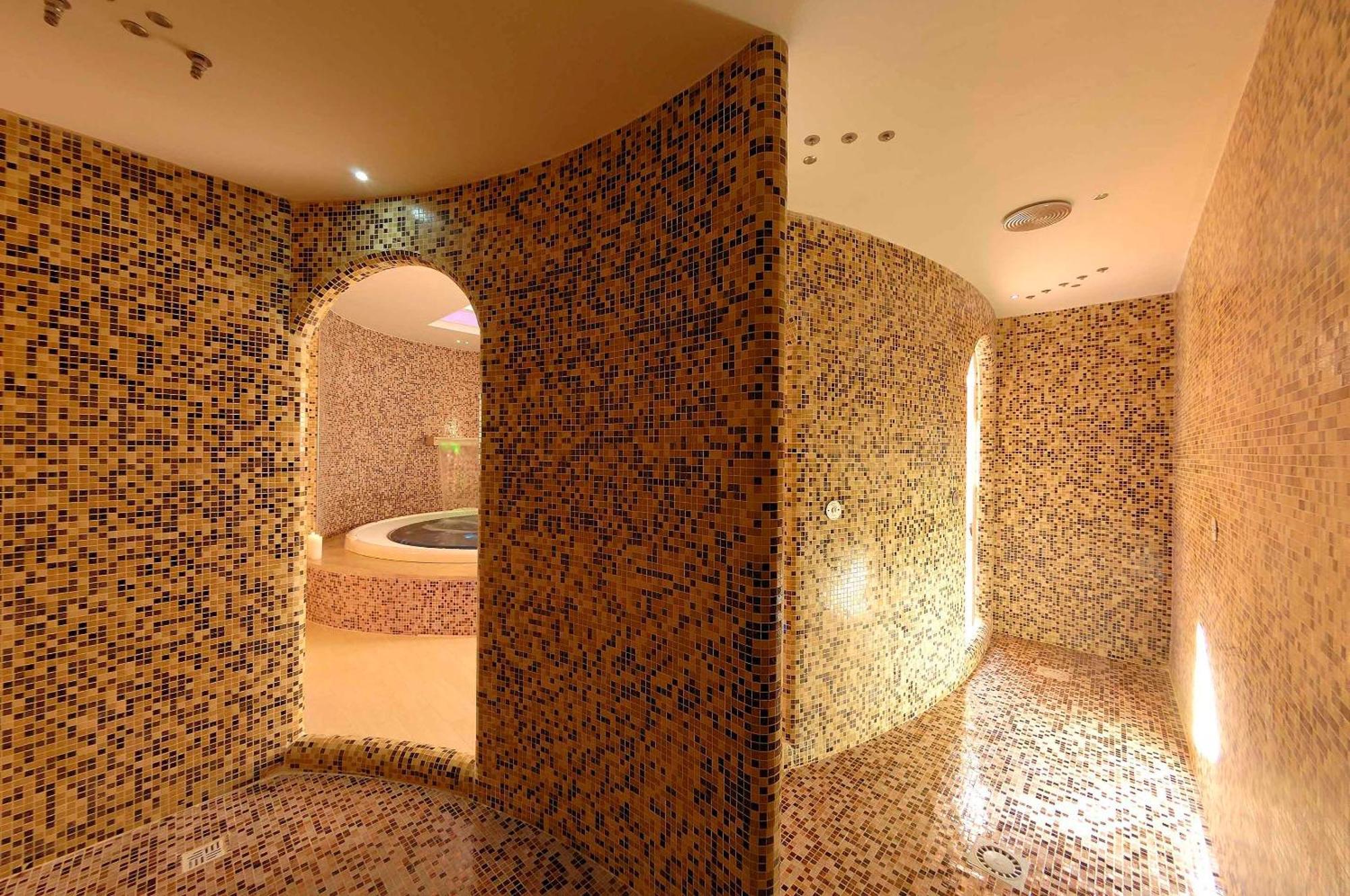 Hotel Ristorante Toscana Alassio Buitenkant foto