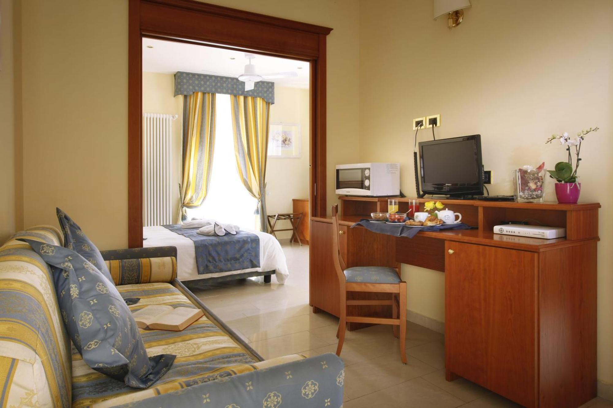 Hotel Ristorante Toscana Alassio Kamer foto