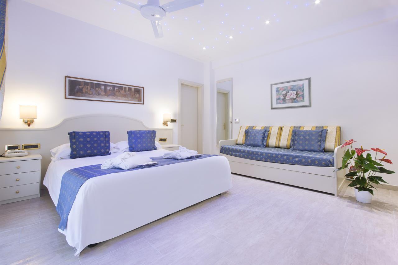 Hotel Ristorante Toscana Alassio Buitenkant foto